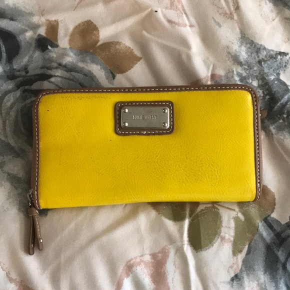 Nine West Handbags - Nine West Wallet